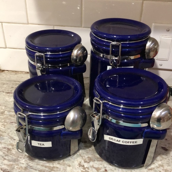Storage canisters - Picture 1 of 5
